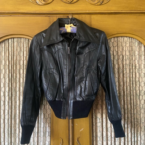 Vintage Black Cropped Moto Leather Jacket | Sz Small - Picture 1 of 4